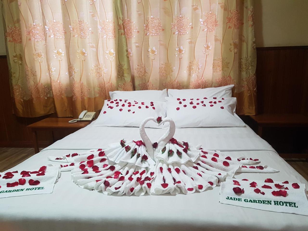 Jade Garden Hotel باغو المظهر الخارجي الصورة